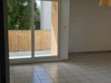 brison-saint-innocent  appartement 3 pièces  2 chambres  71 m2   3732 le m2