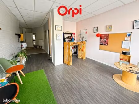 local commercial 128 m²