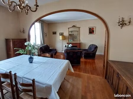 belle maison bourgeoise  est-ouest  210 m² divisibles  cœur de montsort alencon