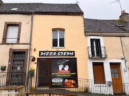 immeuble 3 pièces 65 m²