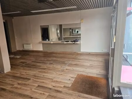 local commercial à louer