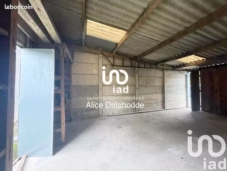 parking/box 40 m² camiers