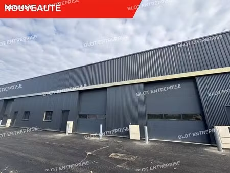 local d'activité 157 m²