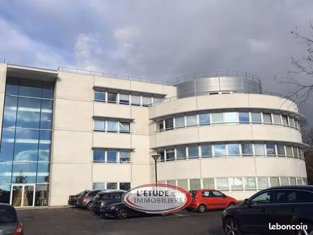 bureaux 100 m² carquefou