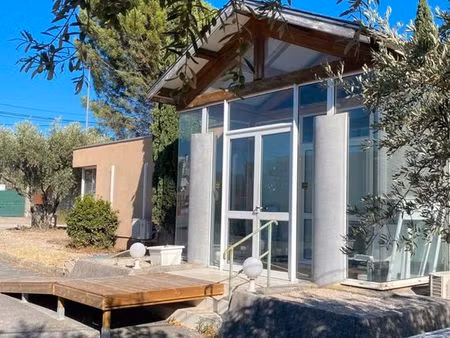 local centre de soins - bureaux