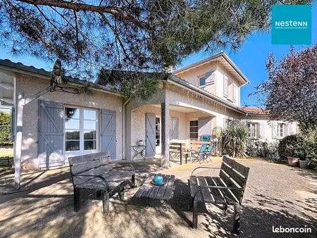 villa 6 pièces 143 m²