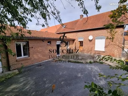 maison de village 5 pièces 120 m²