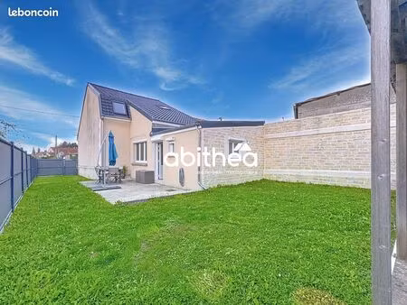 maison 5 pièces 105 m²