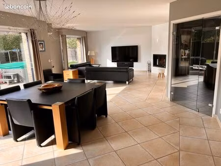 maison individuelle 183 m2 habitable