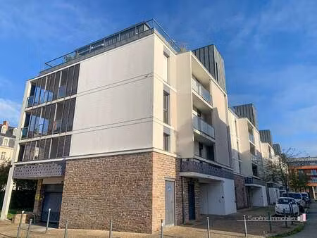 location garage box et parking à rennes bourg l'evêque (35000) : à louer / rennes bourg l'