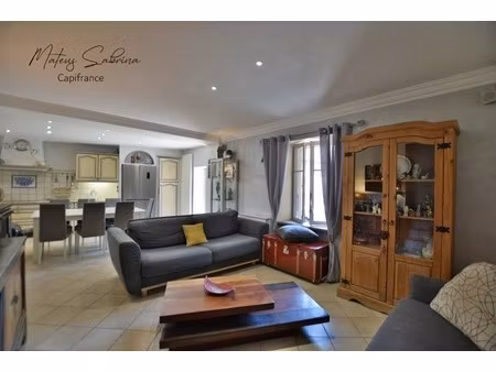 exclusivité – maison de village de 165.50m² au cœur de la commune machilly