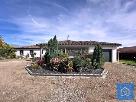 maison de 145 m² à saint-martin-d'oney