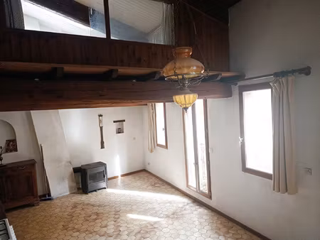 maison de village avec garage