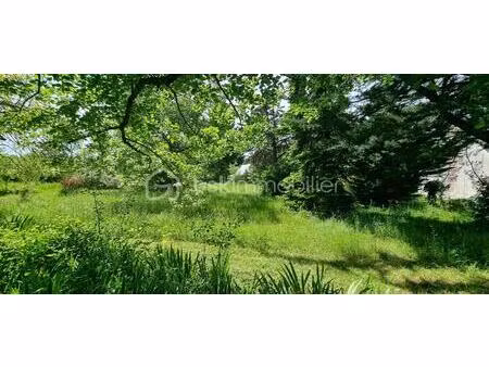 terrain de 965 m² à cheille