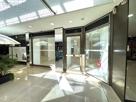 a louer au park palace local commercial d’exception – a monaco – 74 m²