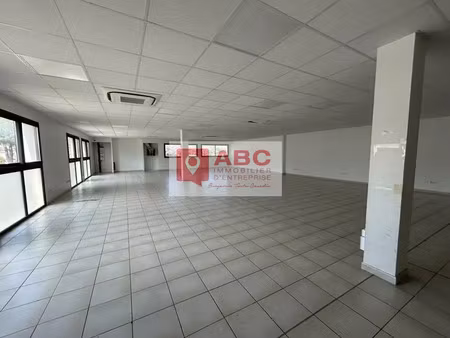 bureaux a vendre a louer a lattes