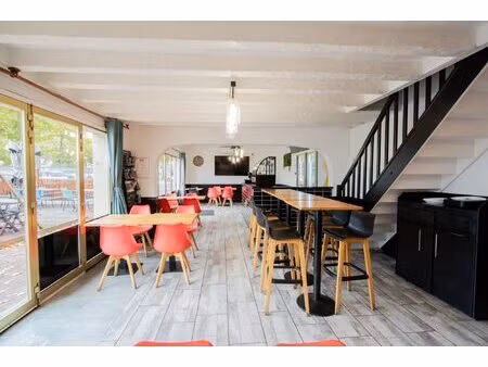 immeuble | longué jumelles