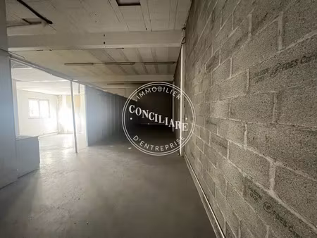 local d'activite a louer