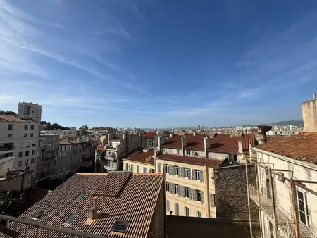 a louer 1555 m² marseille 13006