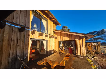 vente maison 7 pièces 350 m² gréolières (06620)
