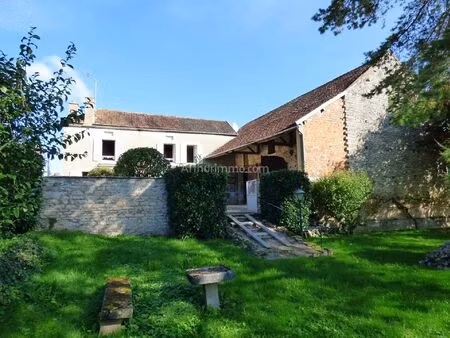 vente maison de village 5 pièces 81 m2 à noyers
