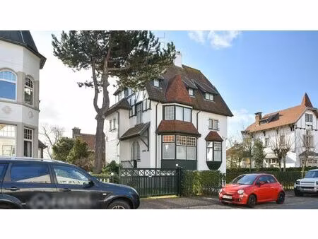 villa shamrock: charme en authenticiteit in het hart van duinbergen