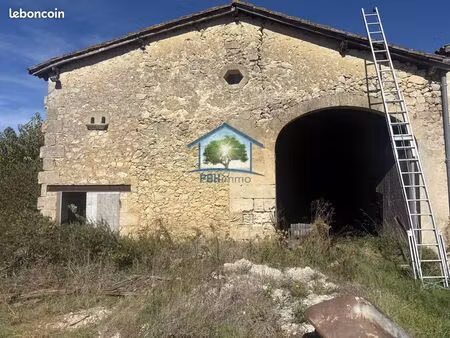 terrain 1 pièce 1068 m²