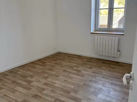 location appartement 3 pièces 50 m2 à bazas