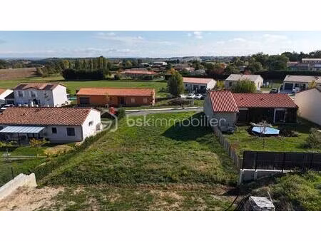 terrain de 662 m² à montastruc-la-conseillere
