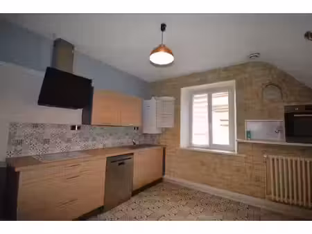 location appartement 4 pièces 93m² bart 25420