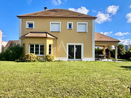 vente maison 6 pièces  140.00m²  fresnes