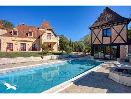 vente maison 10 pièces 270 m² castelnaud-la-chapelle (24250)