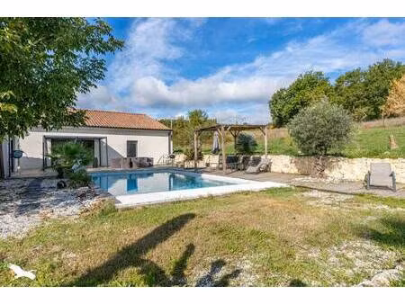 vente maison 5 pièces 135 m² vélines (24230)