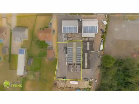 magazijn + buitenruimte op toplocatie (splitsing mogelijk)