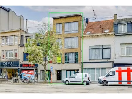 commercieel te koop in merksem met 6 slaapkamers