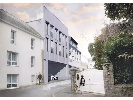 a la vente   immeuble à rénover 600 m2 auray