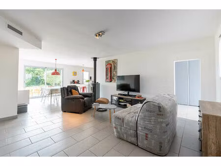 maison 5 pièce(s) 111.8 m2