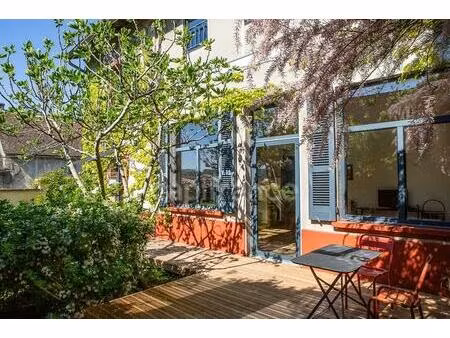 alise sainte reine (21) ensemble immobilier dans charmant village en auxois  côte d'or