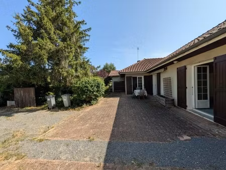 maison de luxe à vendre dans le quartier point du jour-ménival