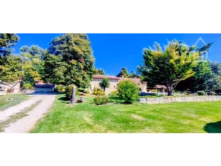 maison de luxe à vendre à charpey