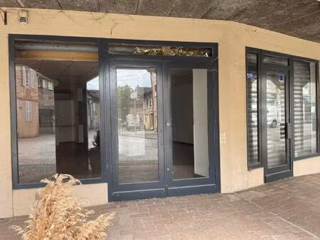 local commercial à louer