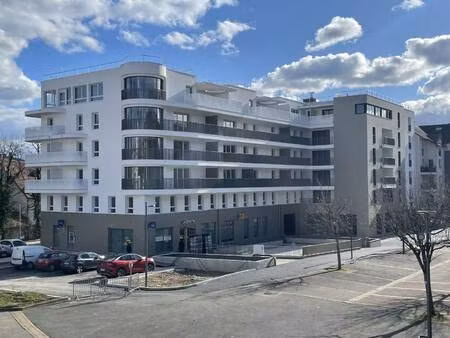 local commercial à vendre