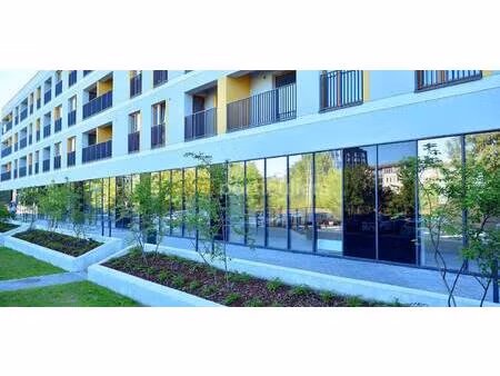 local commercial à vendre