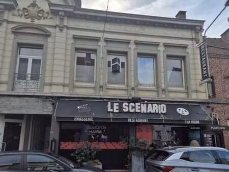 maison commerciale avec duplex