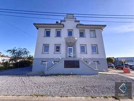 lontzen/welkenraedt: bureaux ou commerces à louer