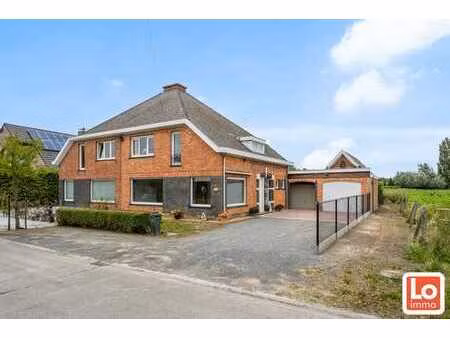 woning met magazijn/garage (+/-100m²) op een topligging d...