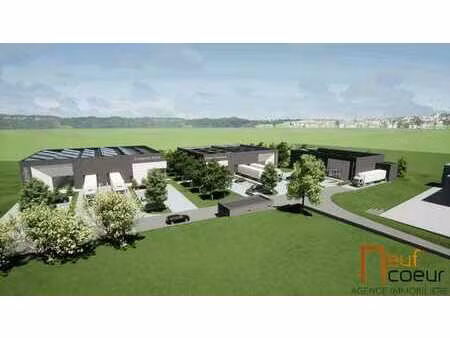 cinq entrepôts neufs