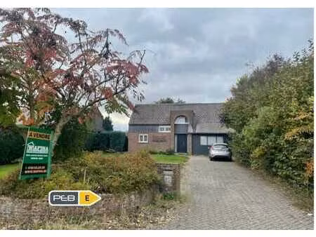 jolie villa au calme en très bon état