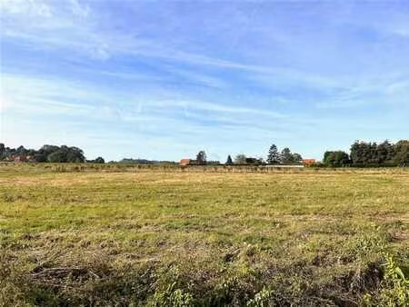 magnifique terrain à bâtir de 1.391m2!