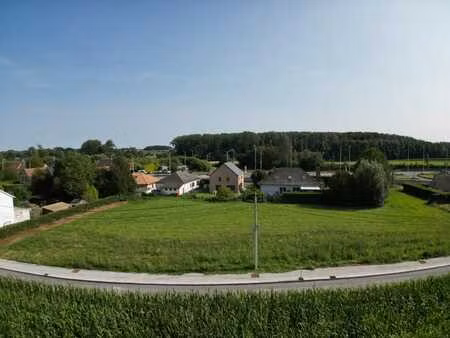 superbe terrain à bâtir de 7ares 04ca pour villa 4 façades